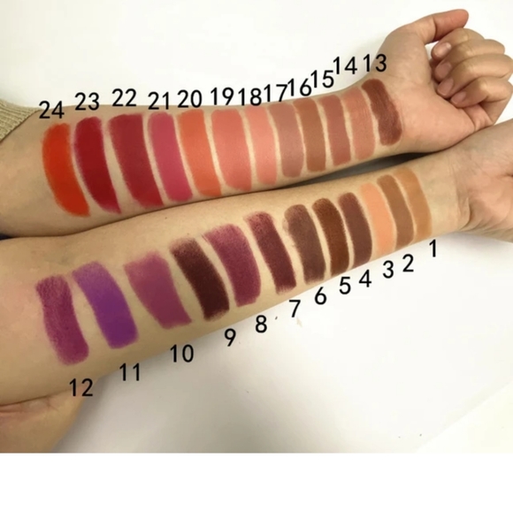 Janiah'z beauty & essentials matte lip stick - Picture 7 of 7